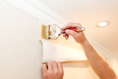Pose de papier peint à Lanrodec — revêtements muraux et toiles de verre